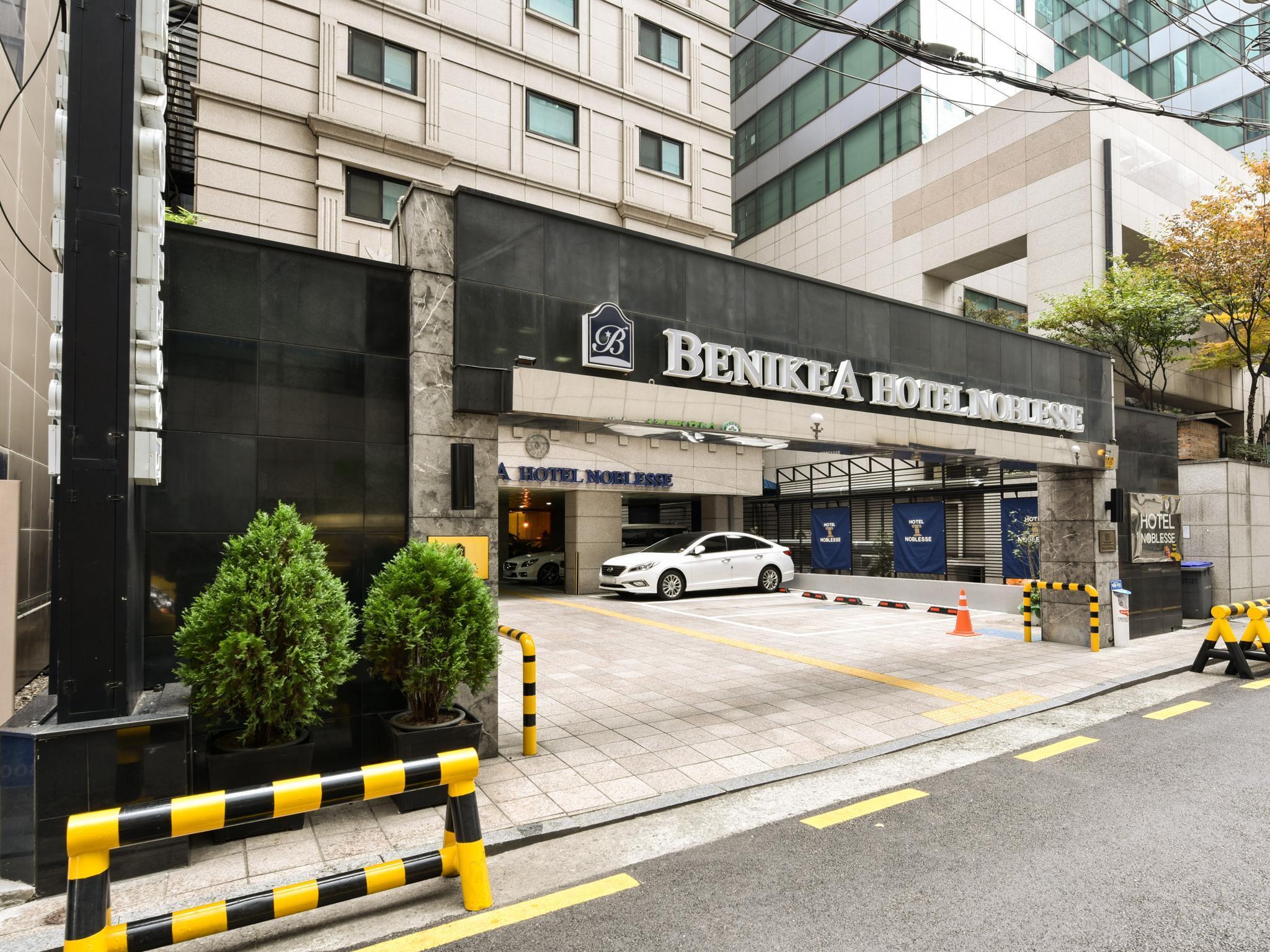 Hotel Noblesse, Yeoksam Seoul Bagian luar foto